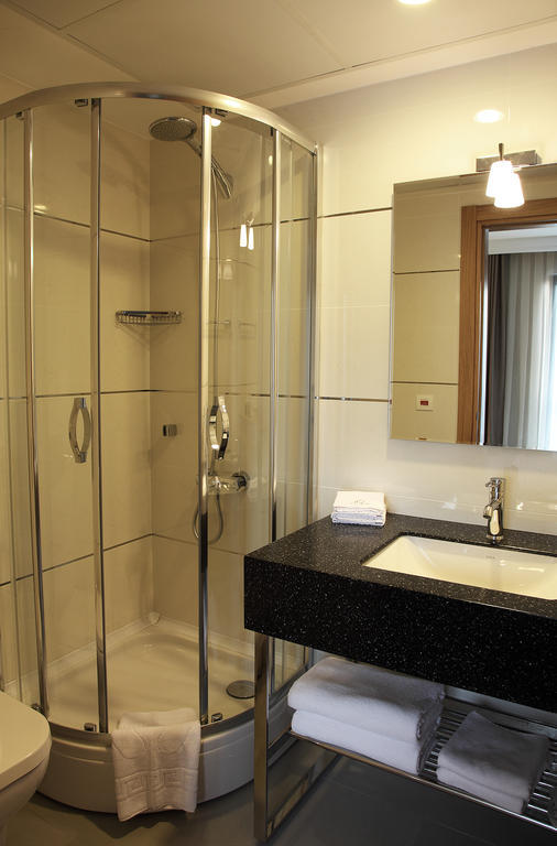 Tuzla Town Hotel Istanbul Bilik gambar